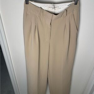 Aritzia The Effortless Pant Crepette in Light Tan